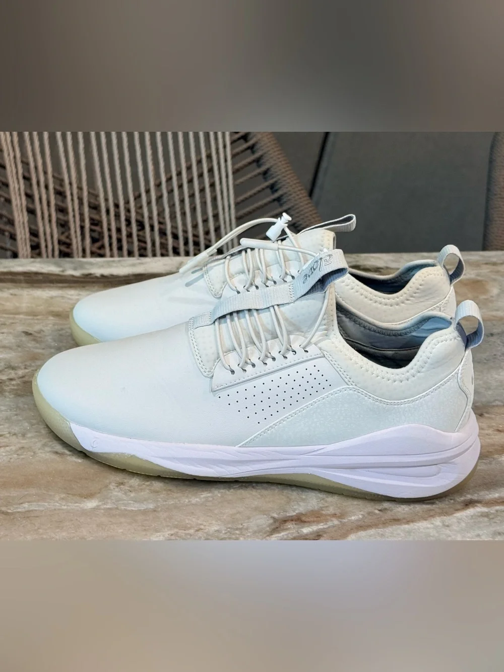 Women’s CLOVE Classic Brilliant white bungee athletic shoes- Size 10 - Picture 2 of 9